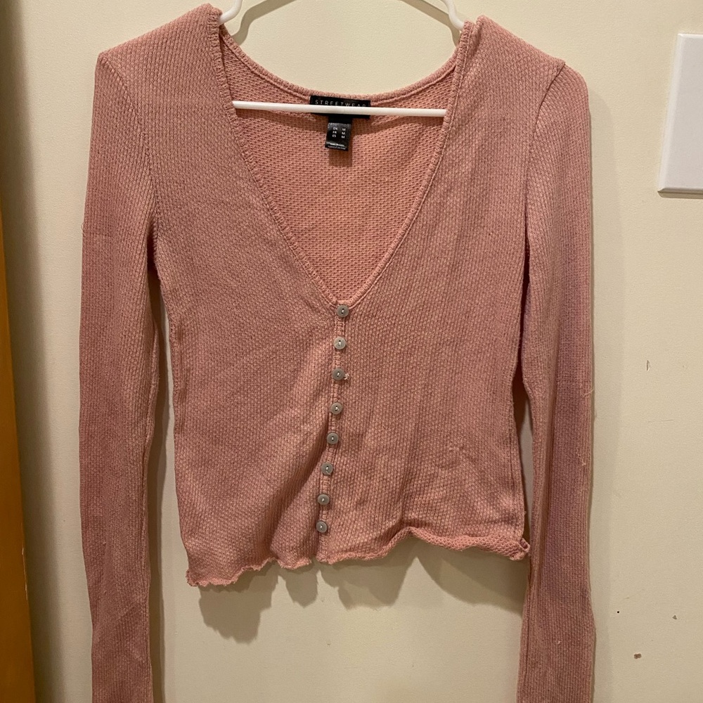 Long sleeve knit shirt